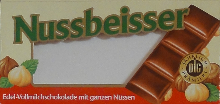 nussbeisser male edel vollmilchschokolade mit ganzen nussen.jpg